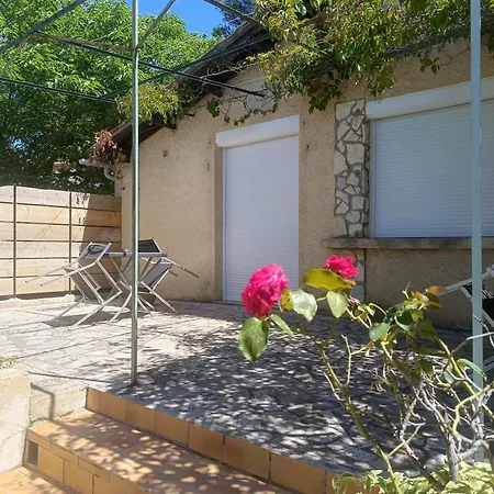 Les Oliviers בית נופש Les Angles (Gard)